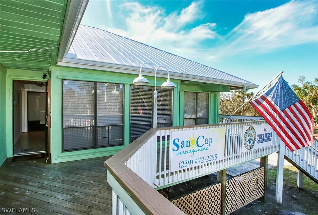 1101 Periwinkle Way Sanibel FL 33957
