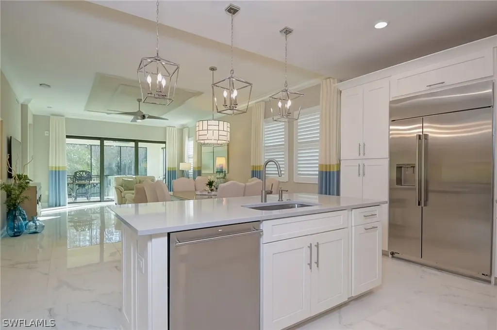 16370 Viansa Way Naples FL 34110