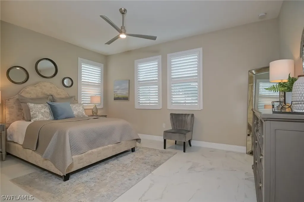 16370 Viansa Way Naples FL 34110