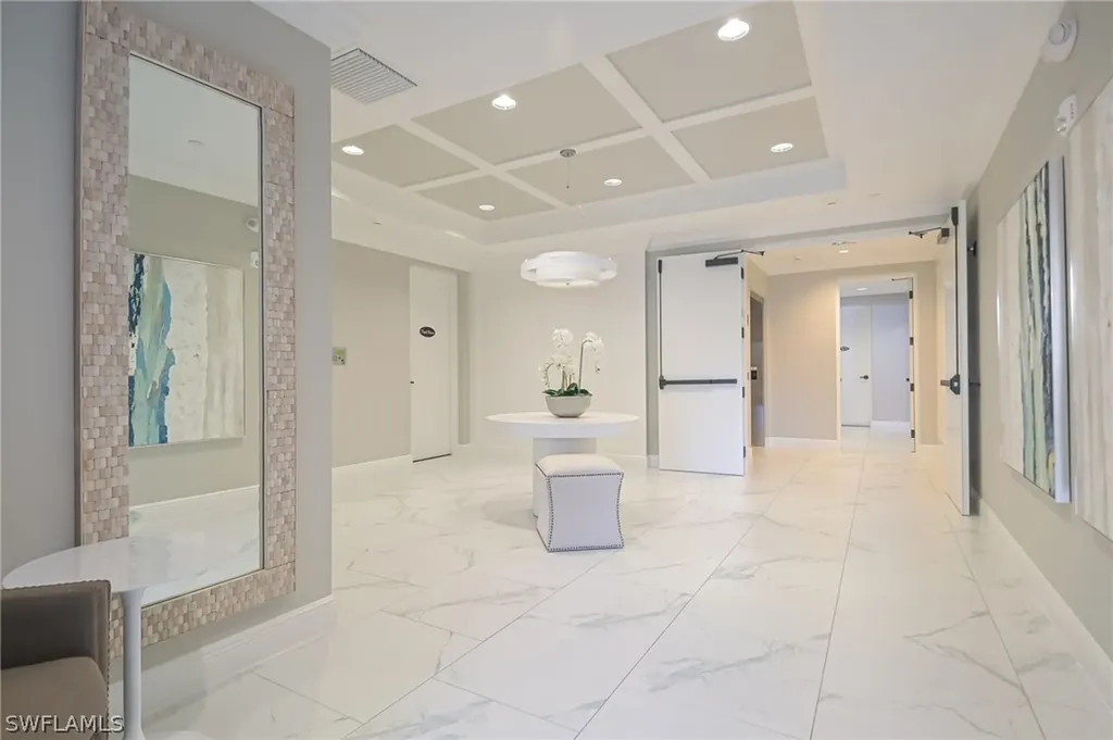 16370 Viansa Way Naples FL 34110