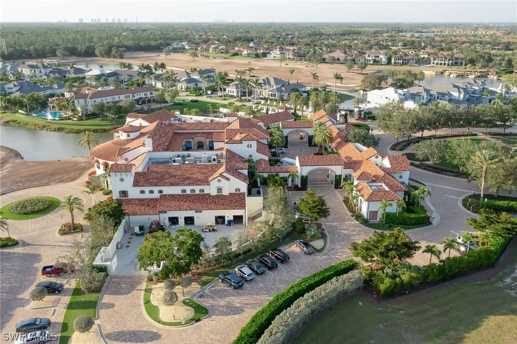 16370 Viansa Way Naples FL 34110