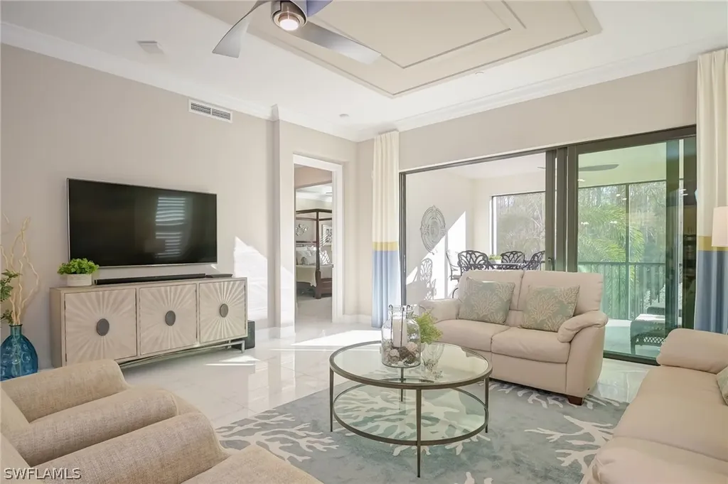 16370 Viansa Way Naples FL 34110