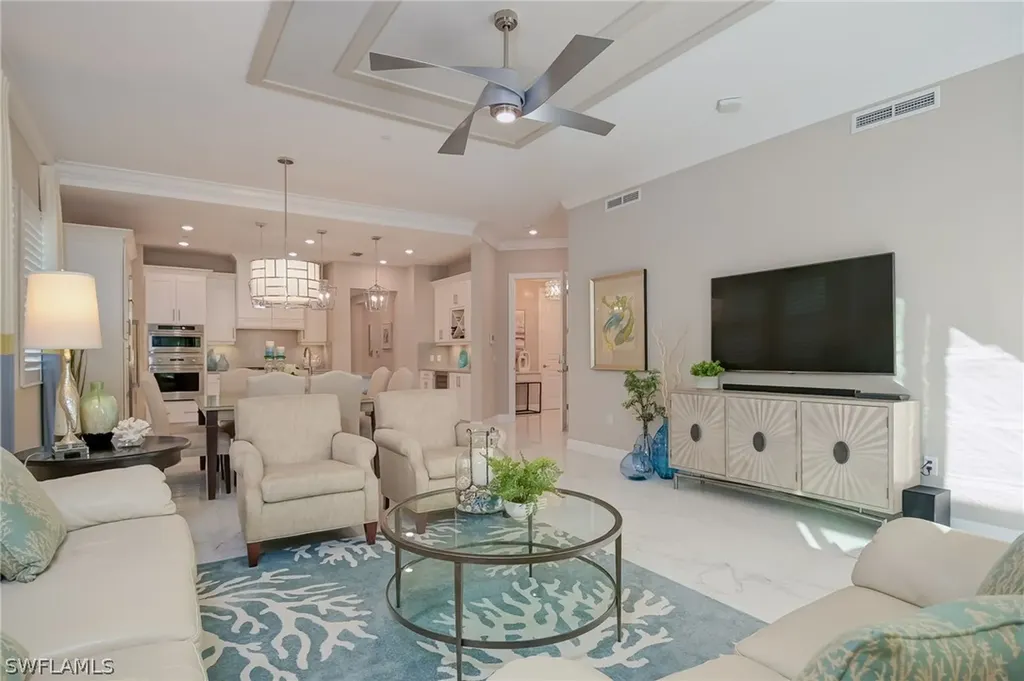 16370 Viansa Way Naples FL 34110