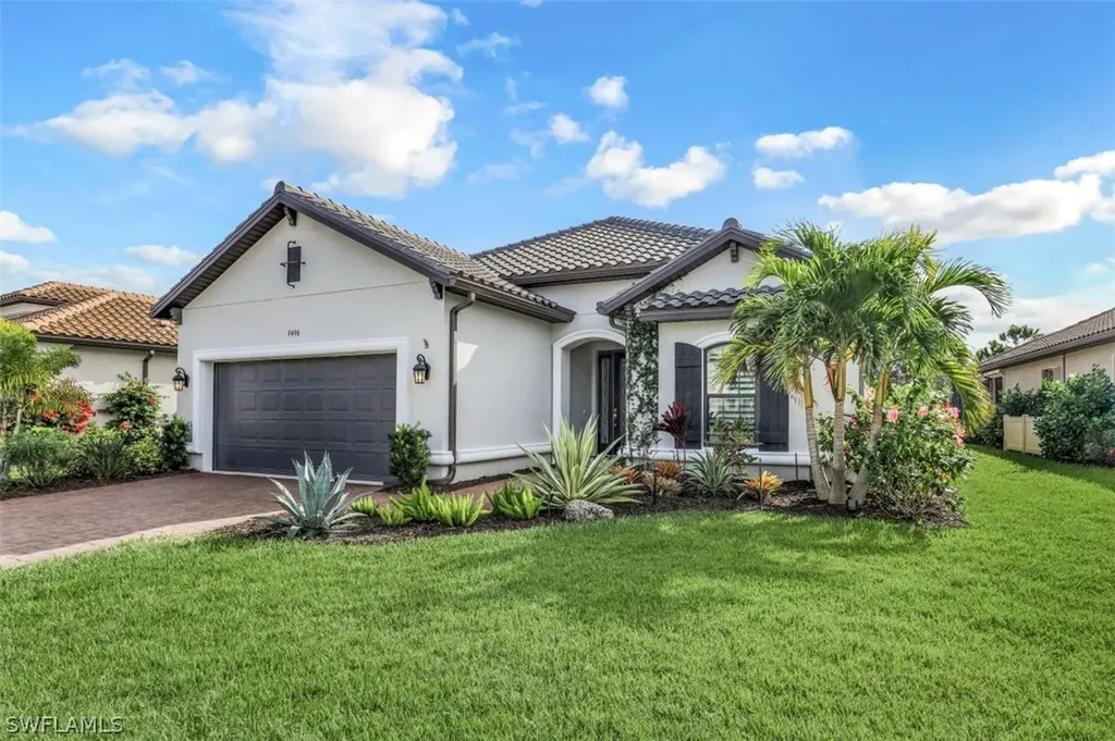Naples FL, 9496 Montelanico Loop