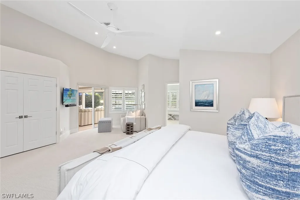 39 Grey Wing Point Naples FL 34113