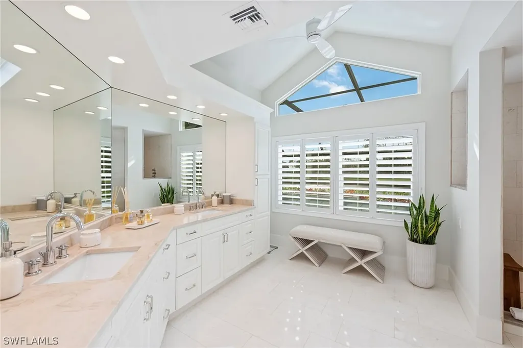 39 Grey Wing Point Naples FL 34113