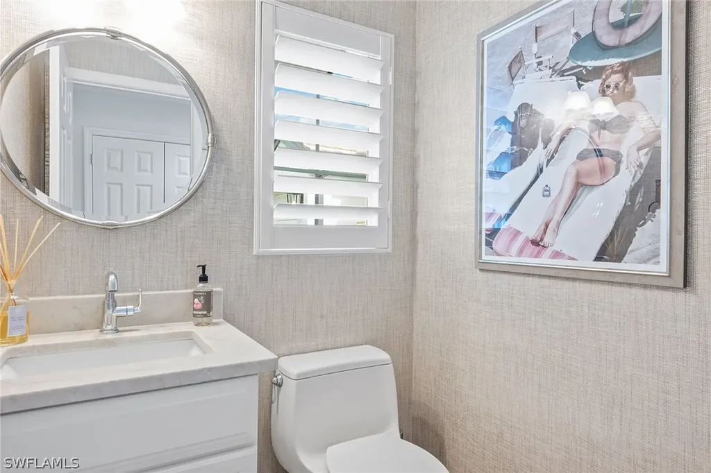 39 Grey Wing Point Naples FL 34113
