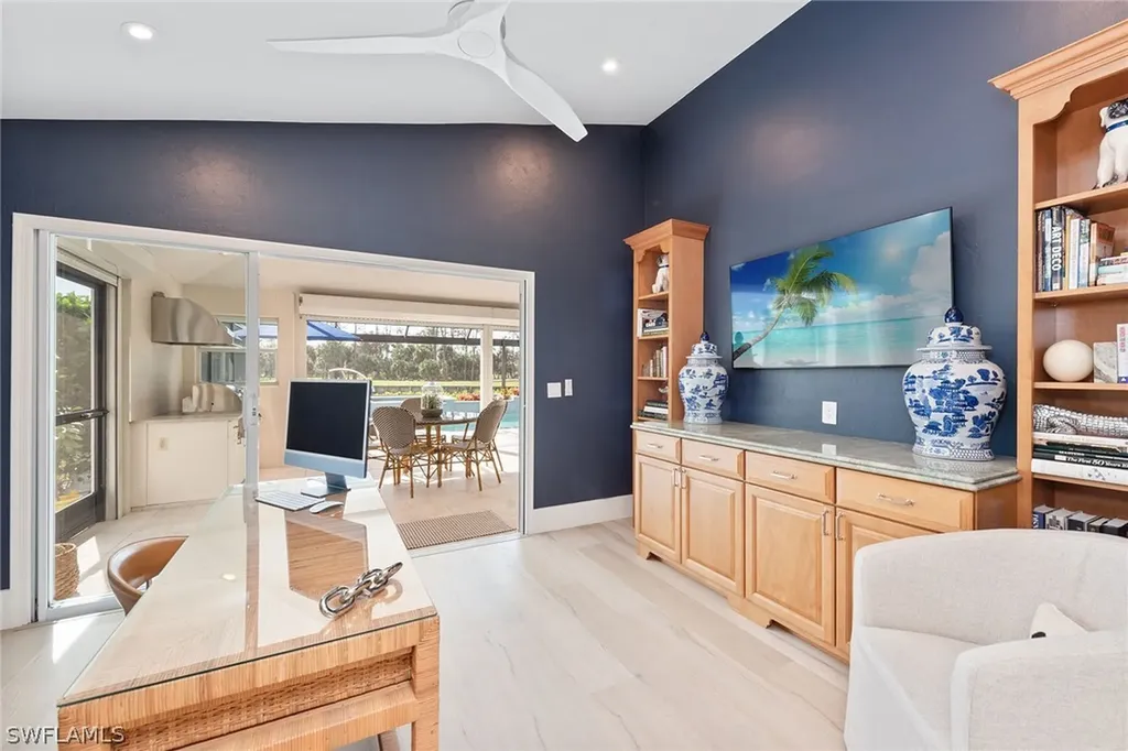 39 Grey Wing Point Naples FL 34113