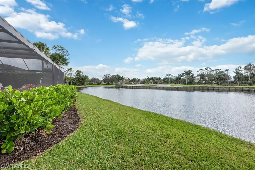 39 Grey Wing Point Naples FL 34113