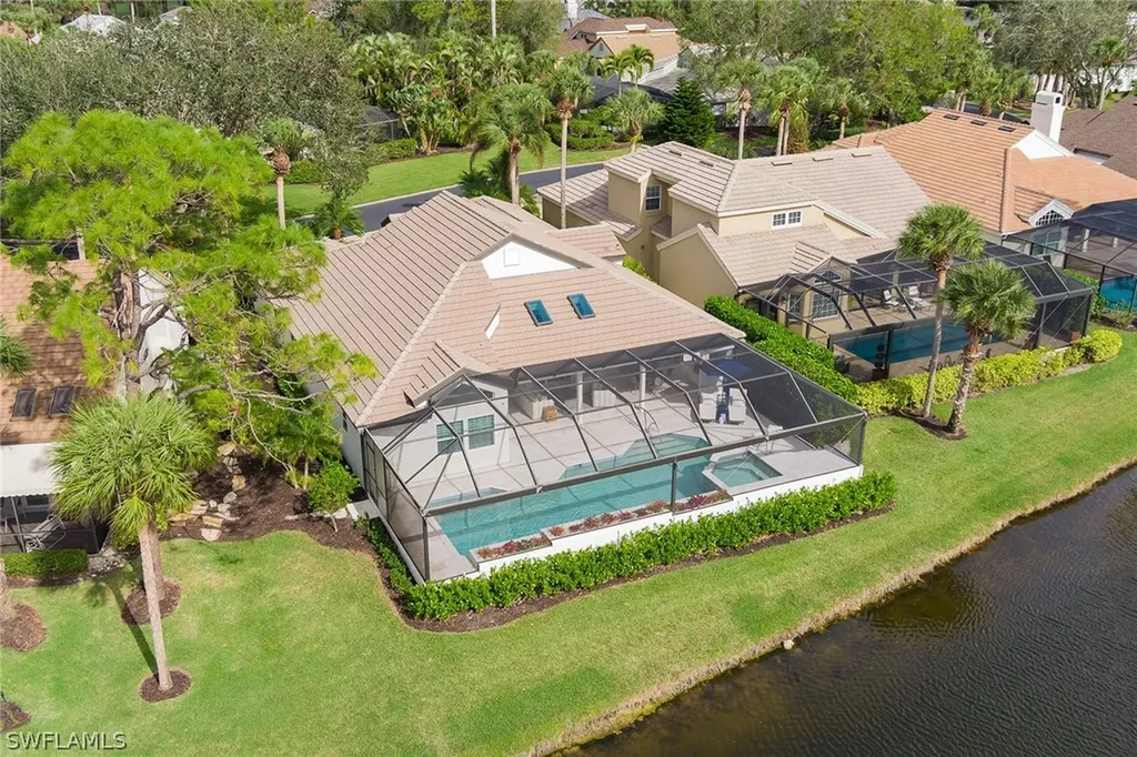 39 Grey Wing Point Naples FL 34113