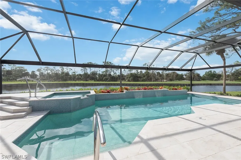 39 Grey Wing Point Naples FL 34113