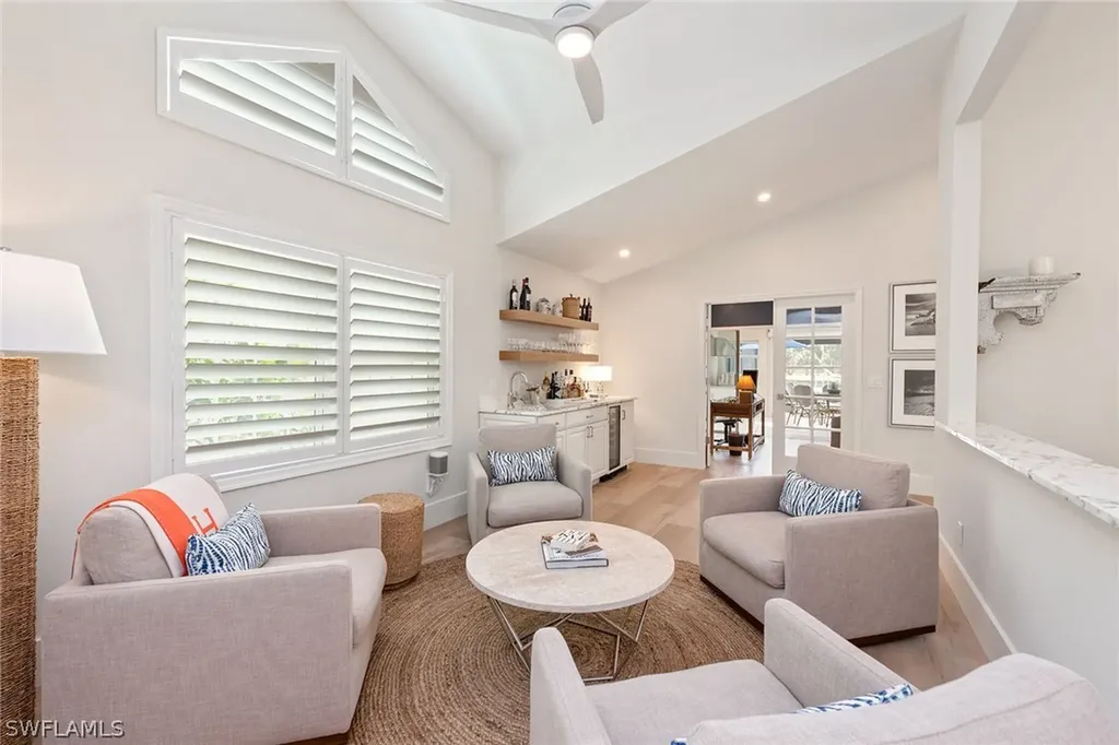 39 Grey Wing Point Naples FL 34113