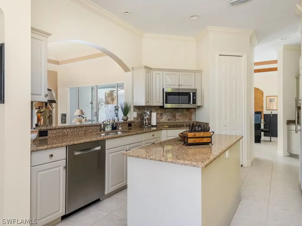 2450 Wulfert Road Sanibel FL 33957