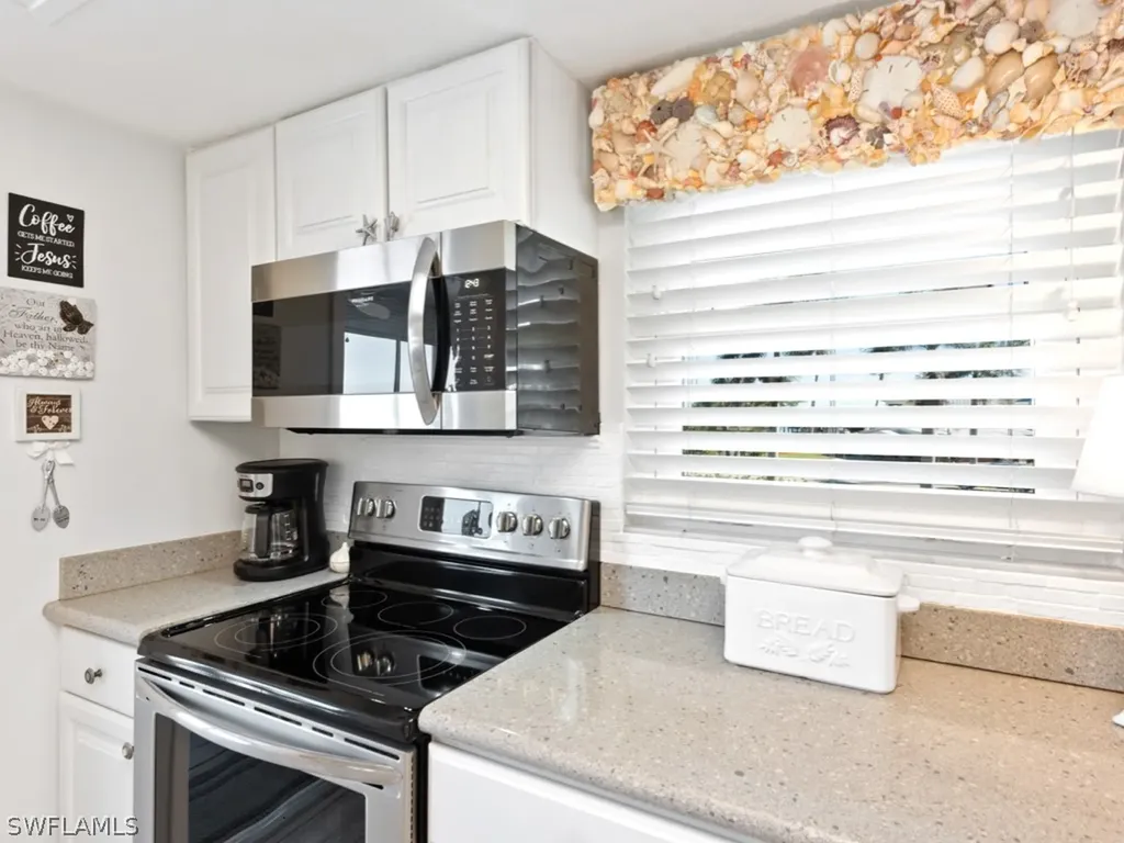 103 Pago Pago Drive W Naples FL 34113