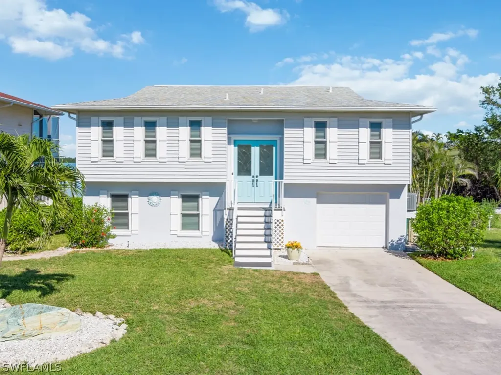 103 Pago Pago Drive W Naples FL 34113
