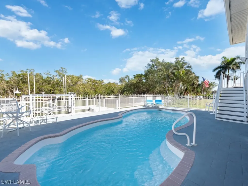 103 Pago Pago Drive W Naples FL 34113