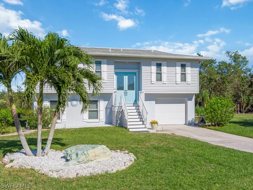 103 Pago Pago Drive W Naples FL 34113