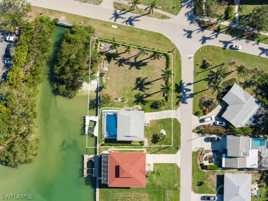 103 Pago Pago Drive W Naples FL 34113