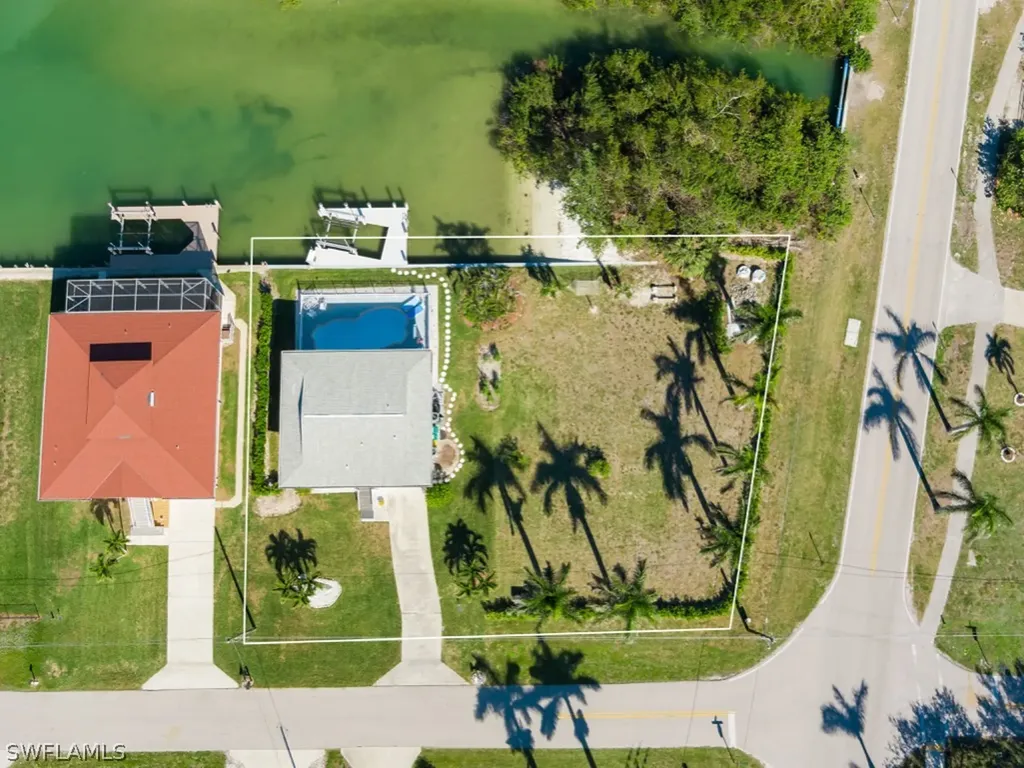 103 Pago Pago Drive W Naples FL 34113