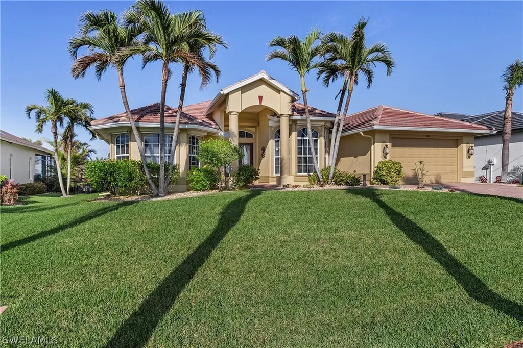 1905 SW 54th Street Cape Coral FL 33914
