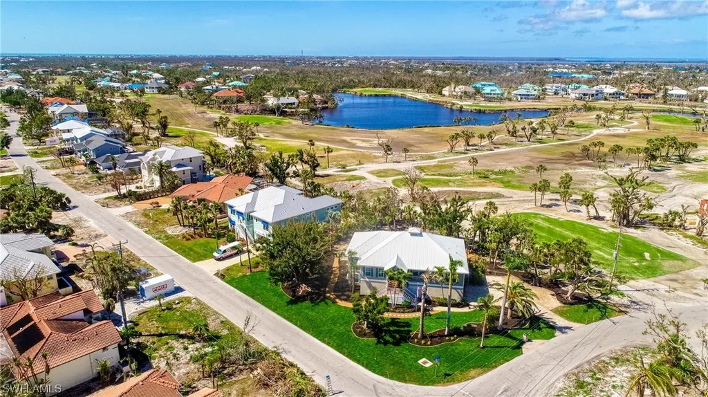 657 Birdie View Point Sanibel FL 33957