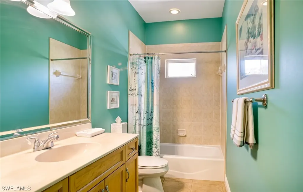 657 Birdie View Point Sanibel FL 33957
