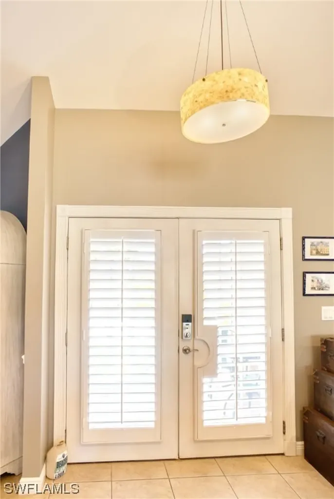 657 Birdie View Point Sanibel FL 33957