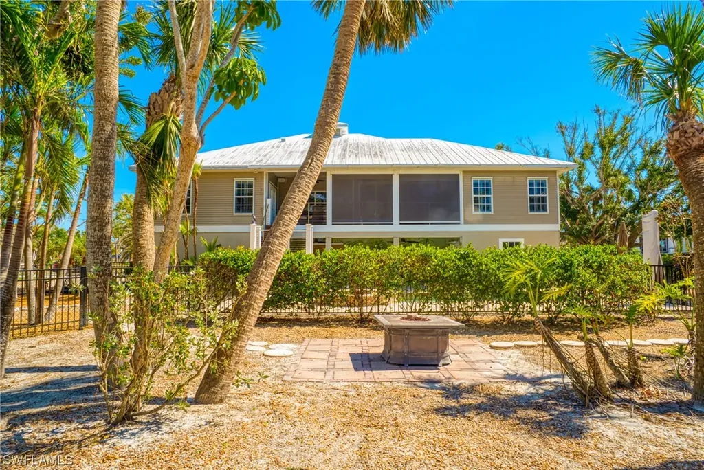 657 Birdie View Point Sanibel FL 33957