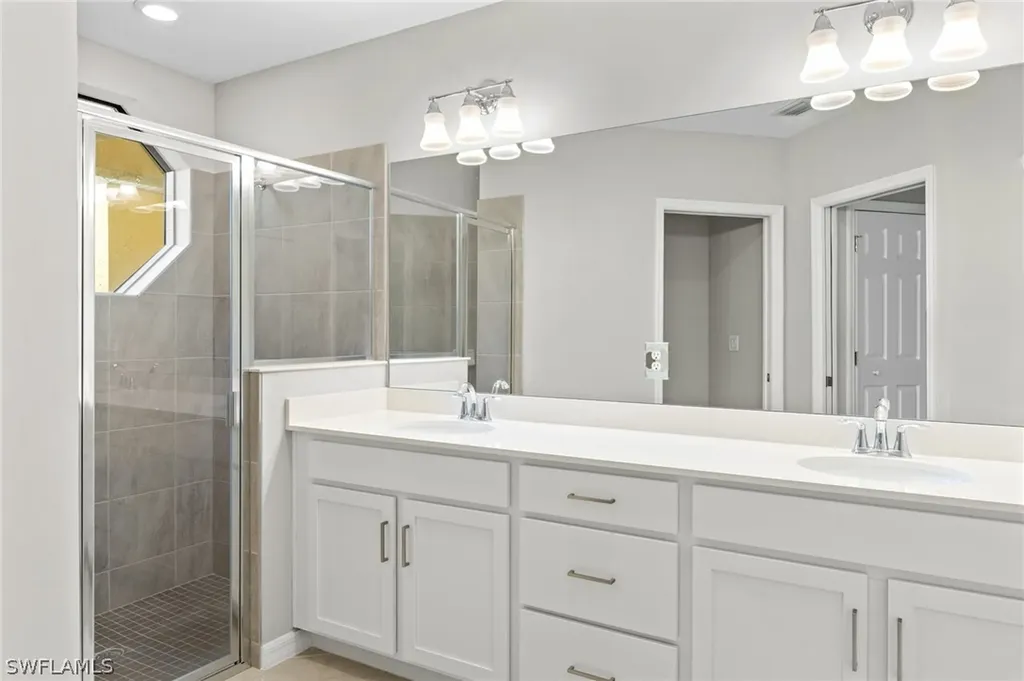 15861 Prentiss Pointe Circle Fort Myers FL 33908