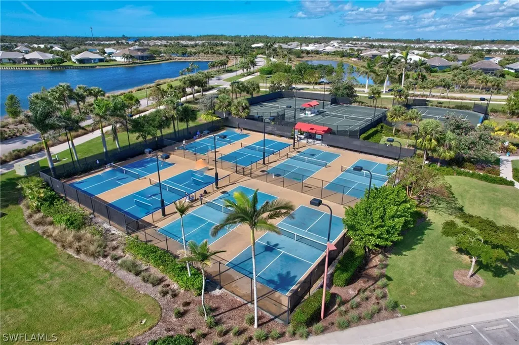 6297 Antigua Way Naples FL 34113