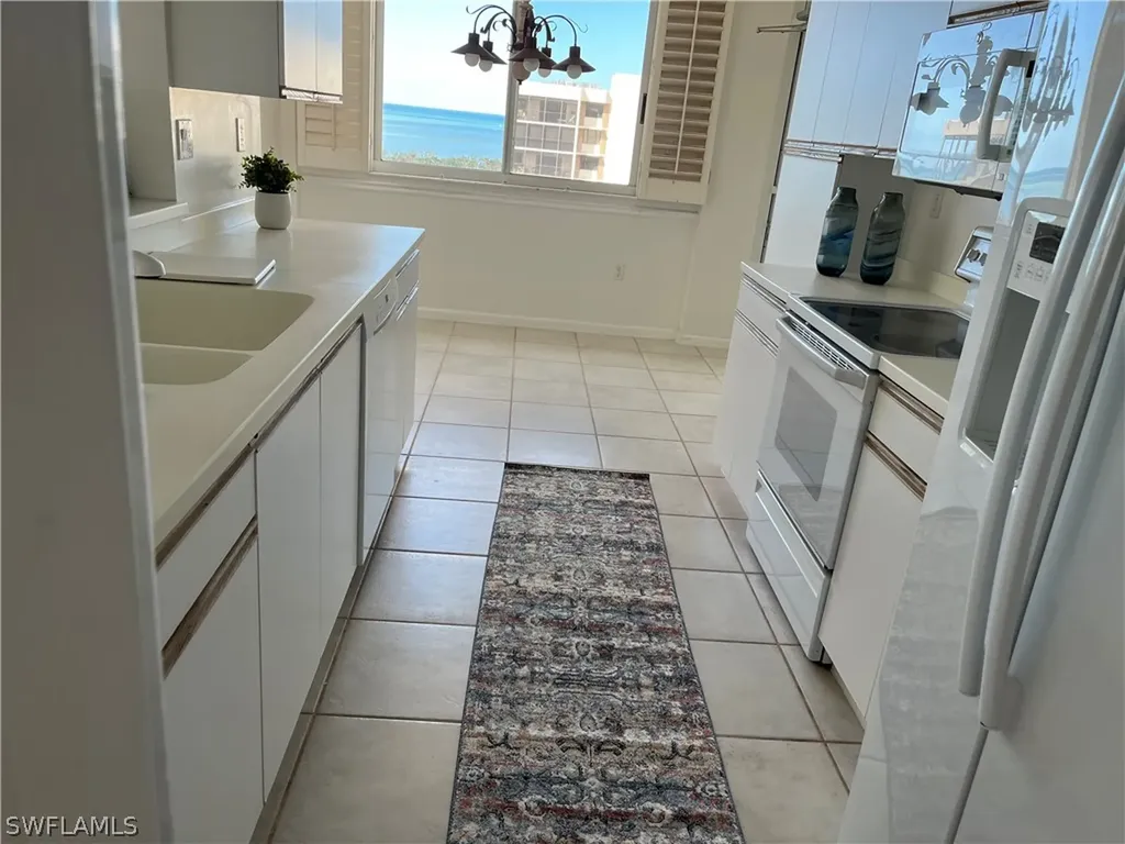 21 Bluebill Avenue Naples FL 34108