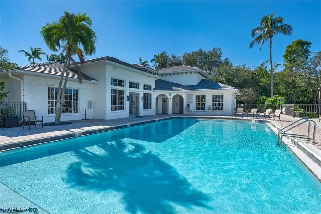 750 Bentwater Circle Naples FL 34108
