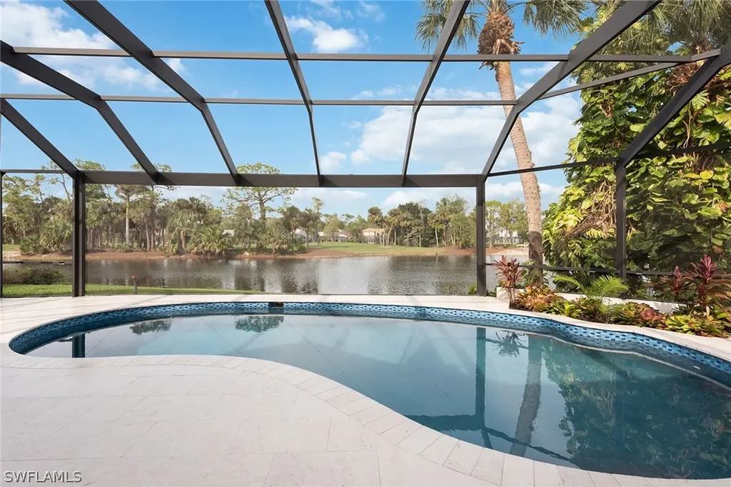 5 Grey Wing Point Naples FL 34113