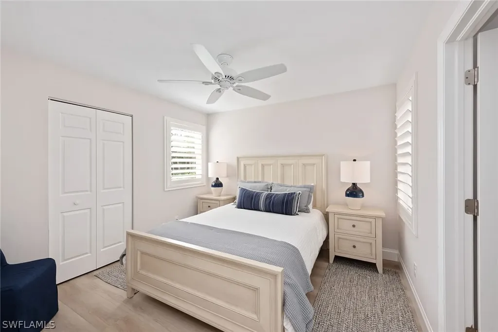 5 Grey Wing Point Naples FL 34113