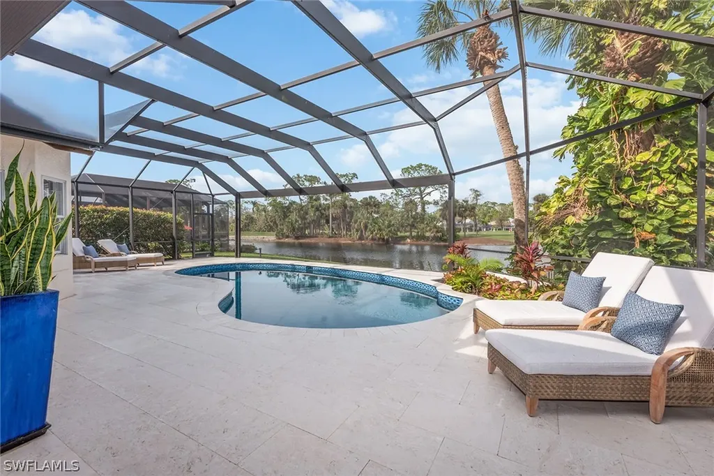 5 Grey Wing Point Naples FL 34113