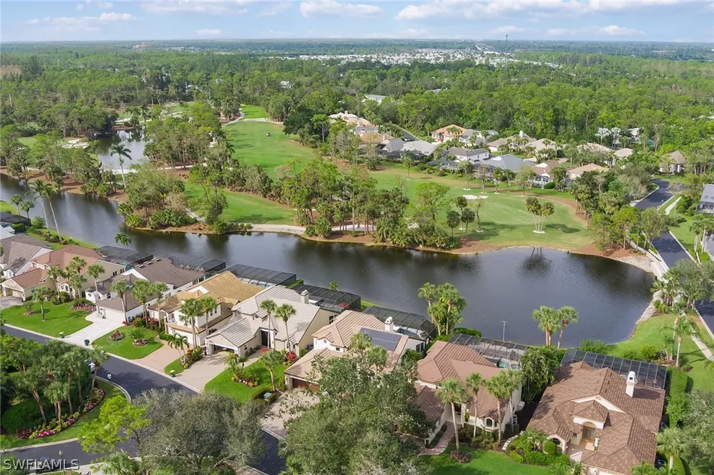 5 Grey Wing Point Naples FL 34113