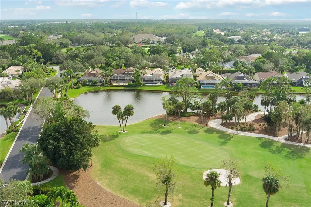 5 Grey Wing Point Naples FL 34113