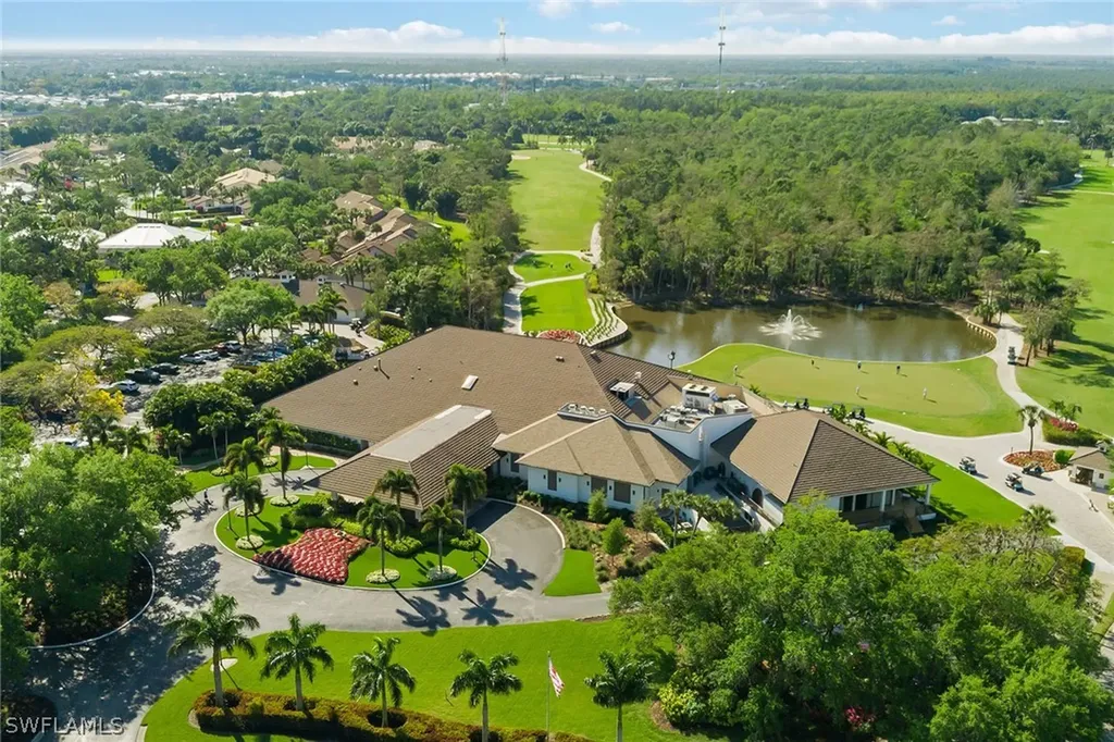5 Grey Wing Point Naples FL 34113