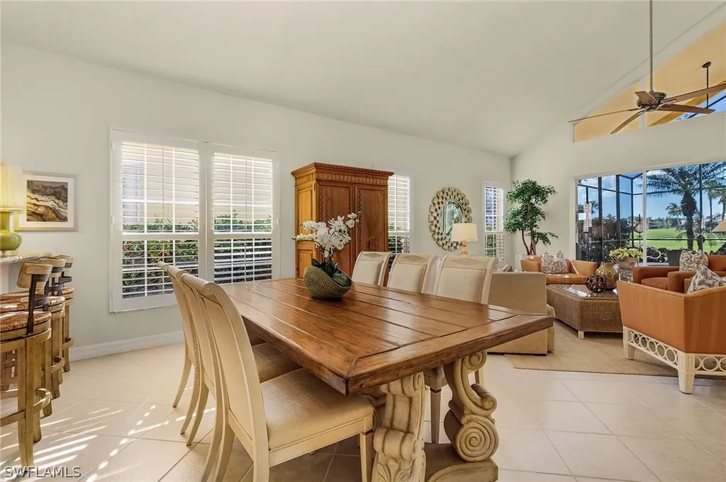 4264 Kensington High Street Naples FL 34105