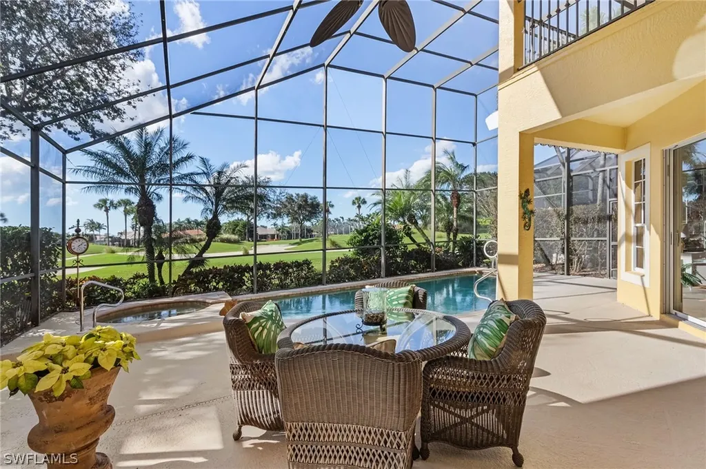 4264 Kensington High Street Naples FL 34105