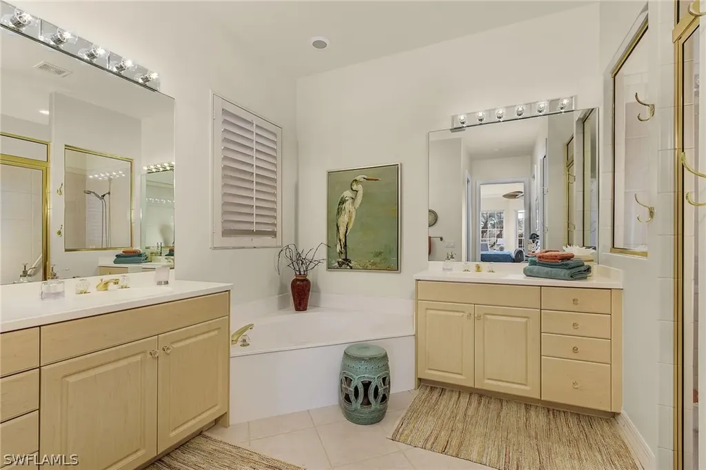 4264 Kensington High Street Naples FL 34105