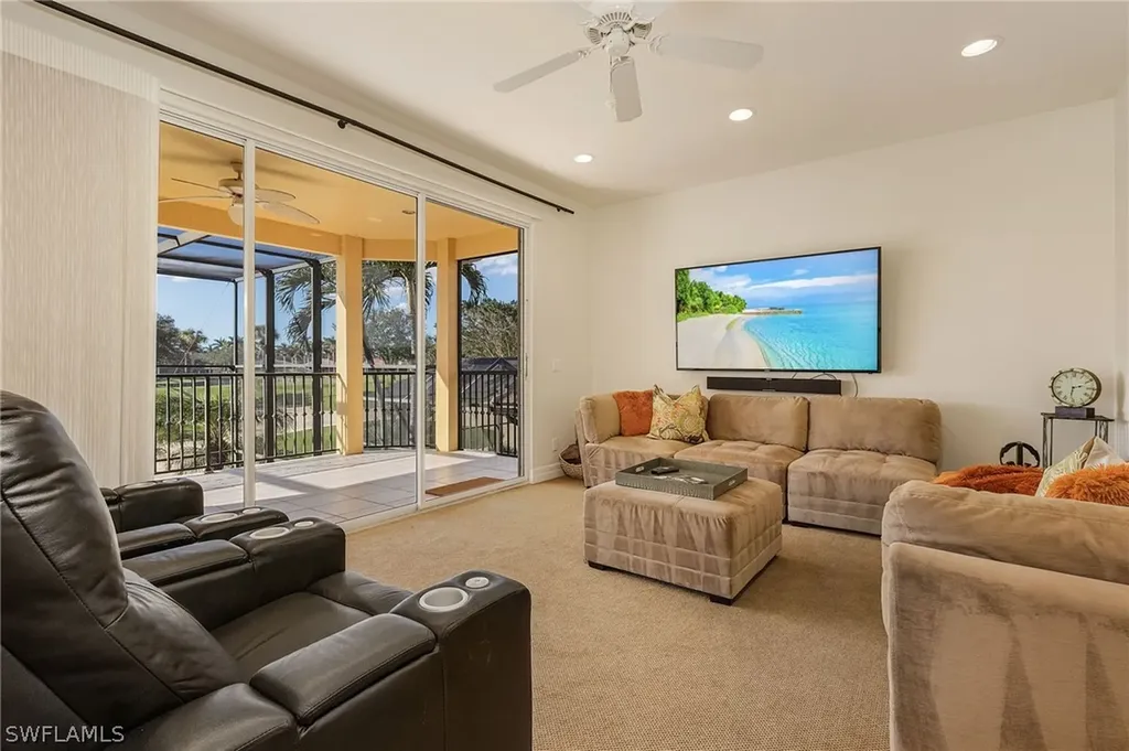 4264 Kensington High Street Naples FL 34105