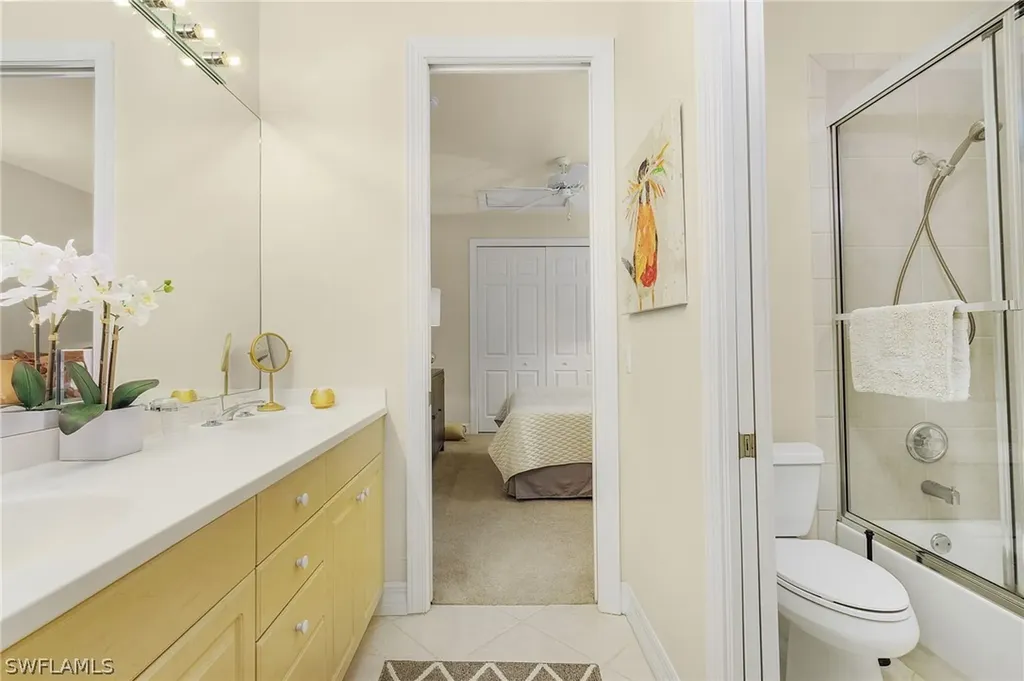 4264 Kensington High Street Naples FL 34105