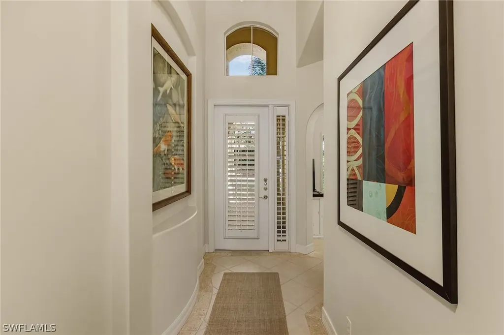 4264 Kensington High Street Naples FL 34105