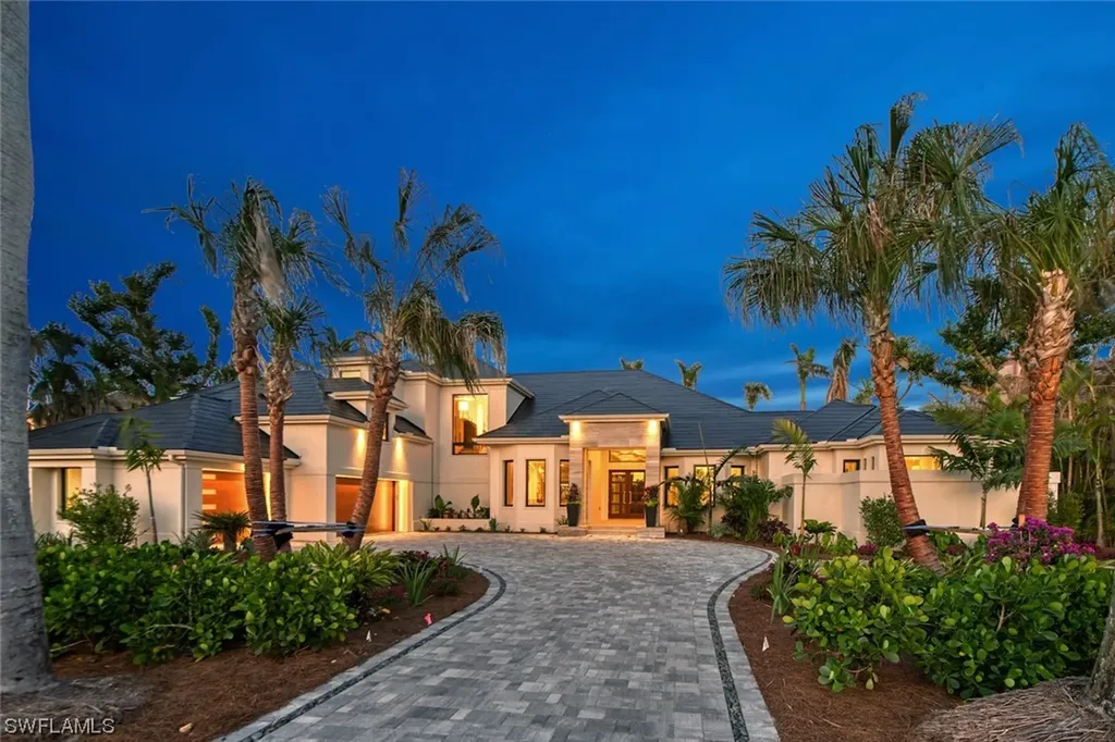 Sanibel FL, 2564 Wulfert Road