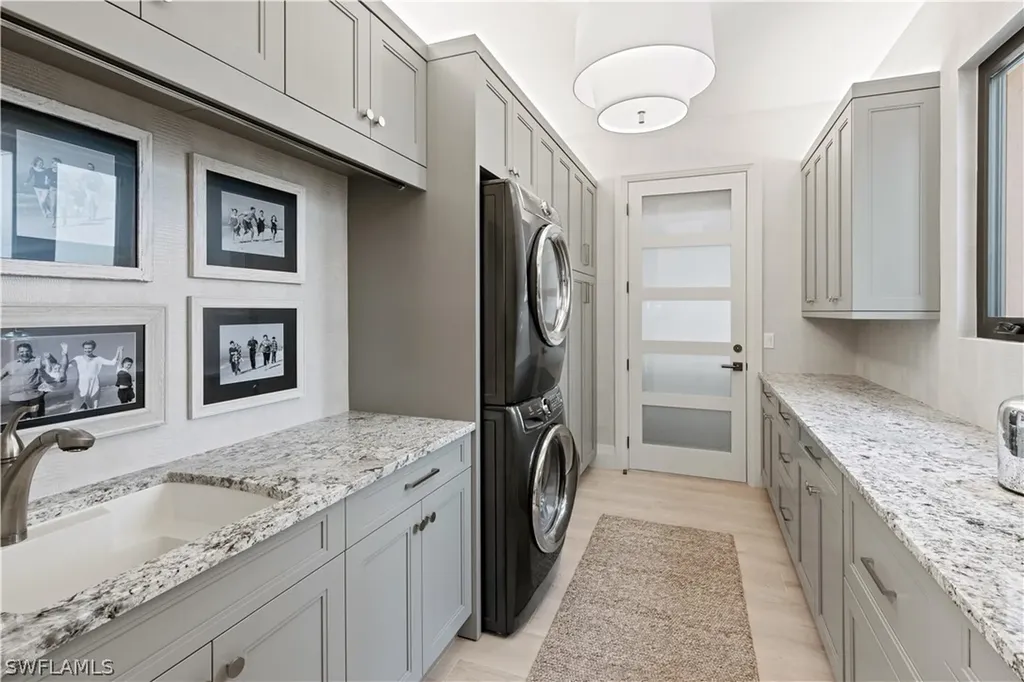 2564 Wulfert Road Sanibel FL 33957