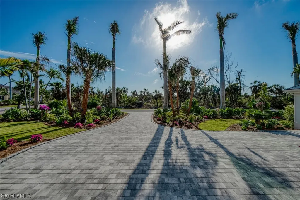 2564 Wulfert Road Sanibel FL 33957