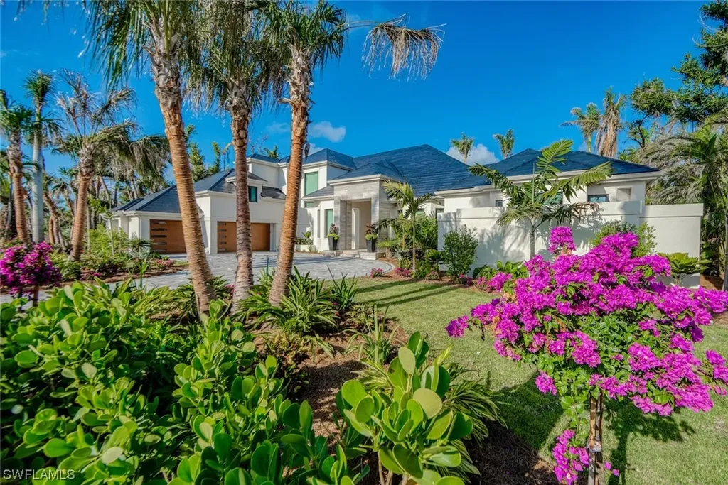2564 Wulfert Road Sanibel FL 33957