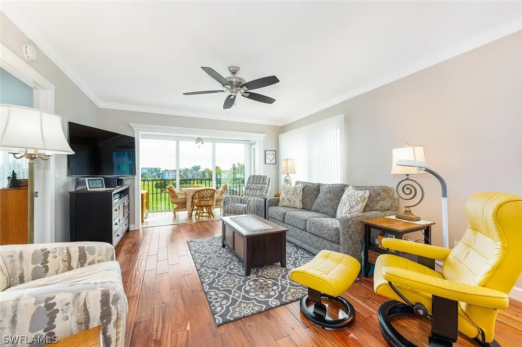 1 High Point Circle W Naples FL 34103