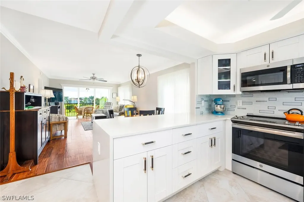 1 High Point Circle W Naples FL 34103